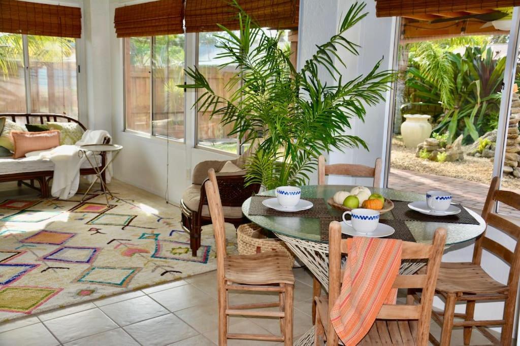 Tropical Island Escape Near Disney, Beach, Cruise Merritt Island Buitenkant foto