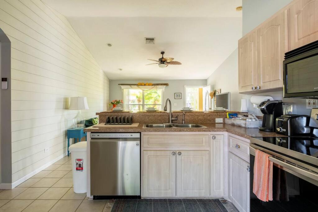 Tropical Island Escape Near Disney, Beach, Cruise Merritt Island Buitenkant foto