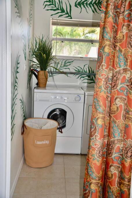 Tropical Island Escape Near Disney, Beach, Cruise Merritt Island Buitenkant foto