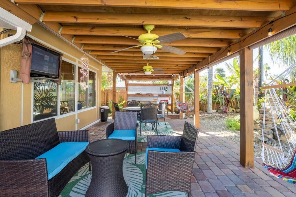 Tropical Island Escape Near Disney, Beach, Cruise Merritt Island Buitenkant foto